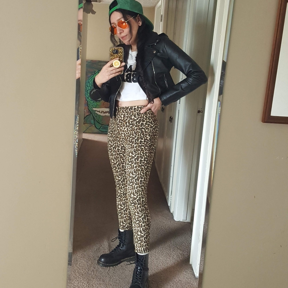 Free People Leopard Print Crop Jeans - Picture 2 of 6